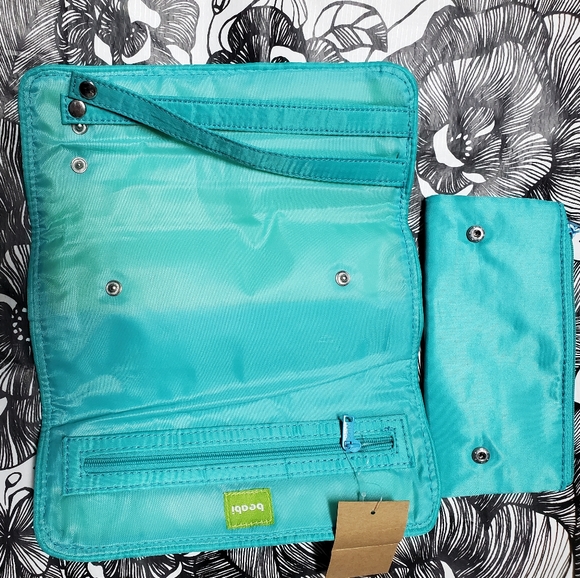 Jewelry Travel Pouch 👝 Magnetic - Picture 3 of 6